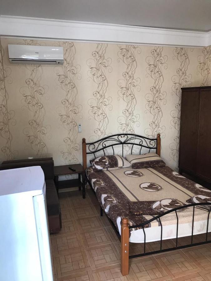 White House Hotel Gagra Esterno foto