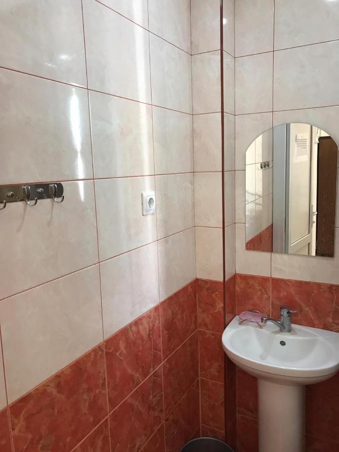White House Hotel Gagra Esterno foto